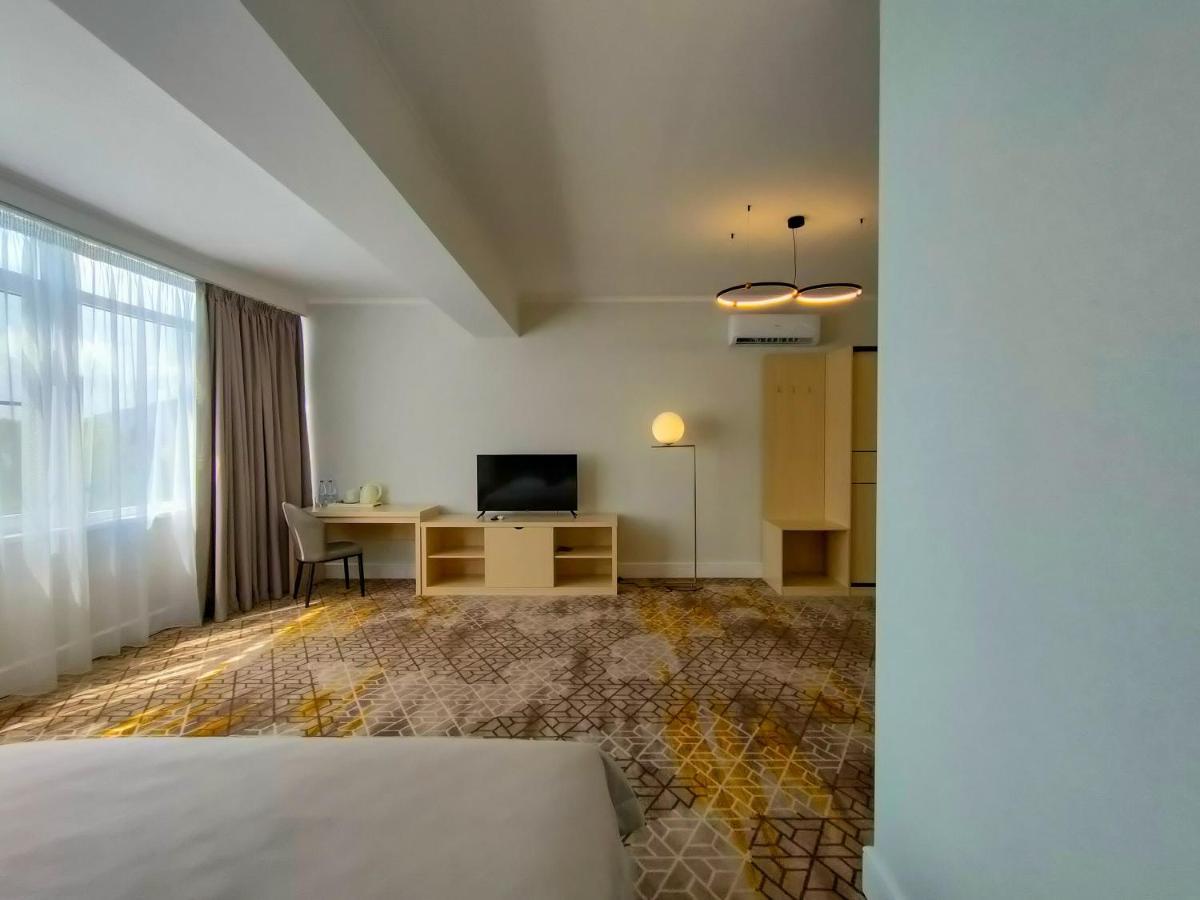 Hotel Citrus Gagra Ngoại thất bức ảnh
