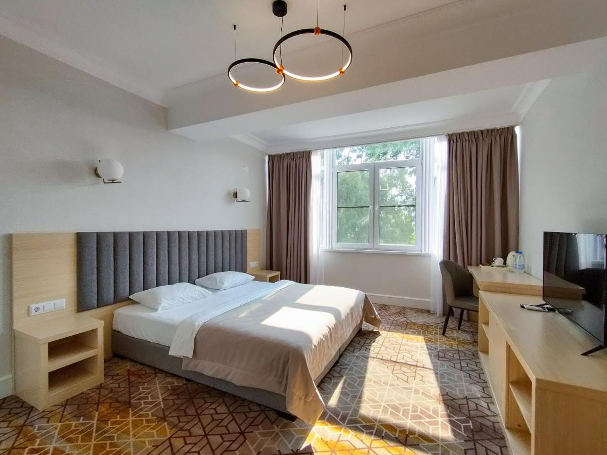 Hotel Citrus Gagra Ngoại thất bức ảnh